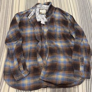 American Eagle Outfitters Womens Plaid Shirt Jacket in Blue and Brown